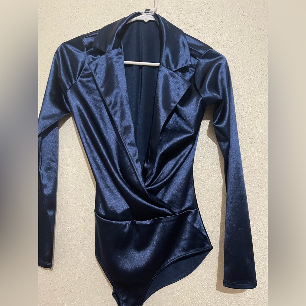 Navy blue long sleeve bodysuit size S fashion nova